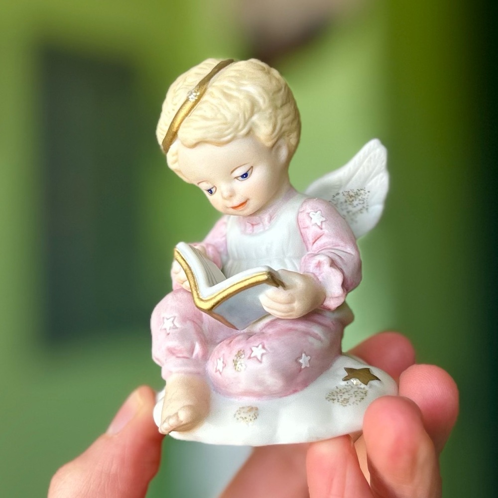 VTG Reading Child Angel Dainty Mini Sculpted Figurine Faith Based Decor - Picture 2 of 10